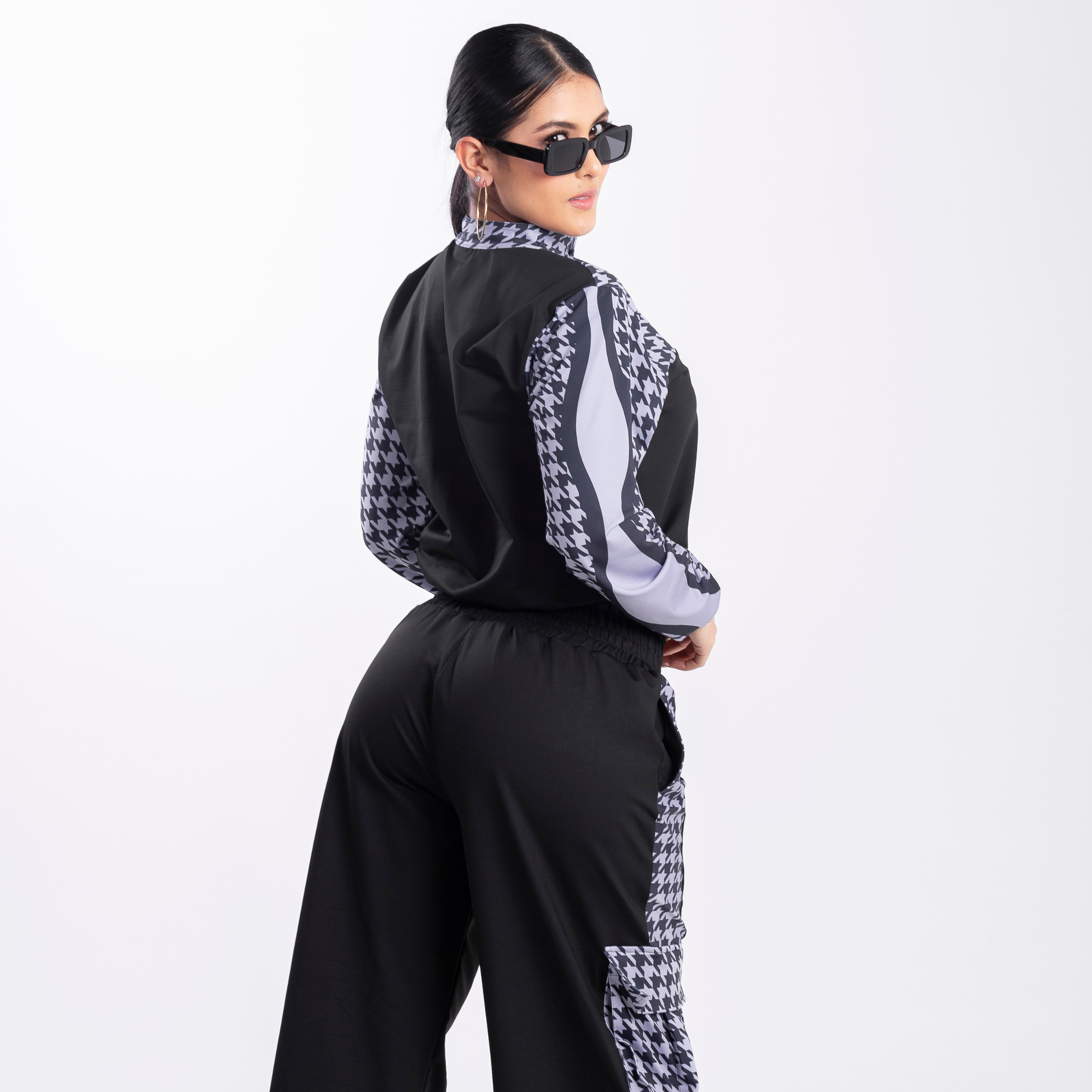 SET CAMIBUSO Y PANTALÓN CARGO: 08-M