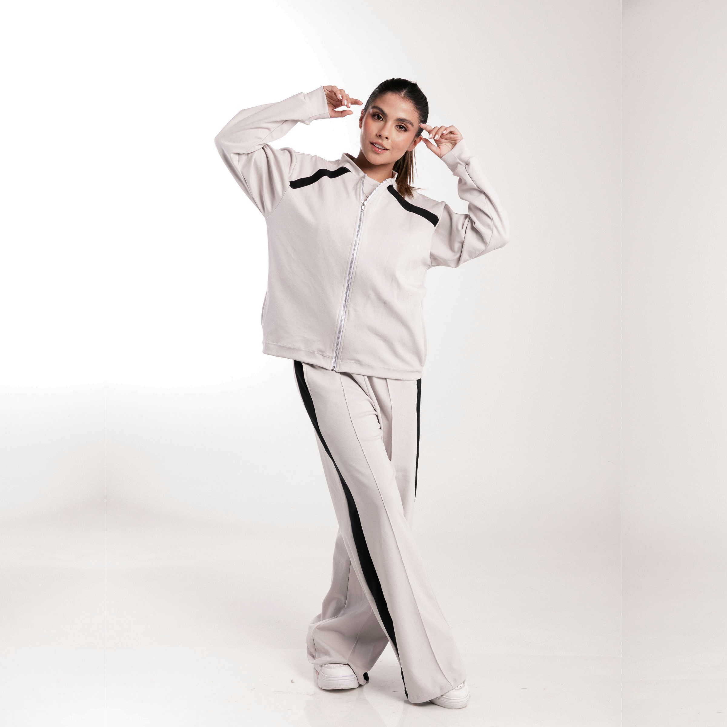 CONJUNTO DE BLUSA, CHAQUETA Y PANTALÓN BICOLOR: CL-15