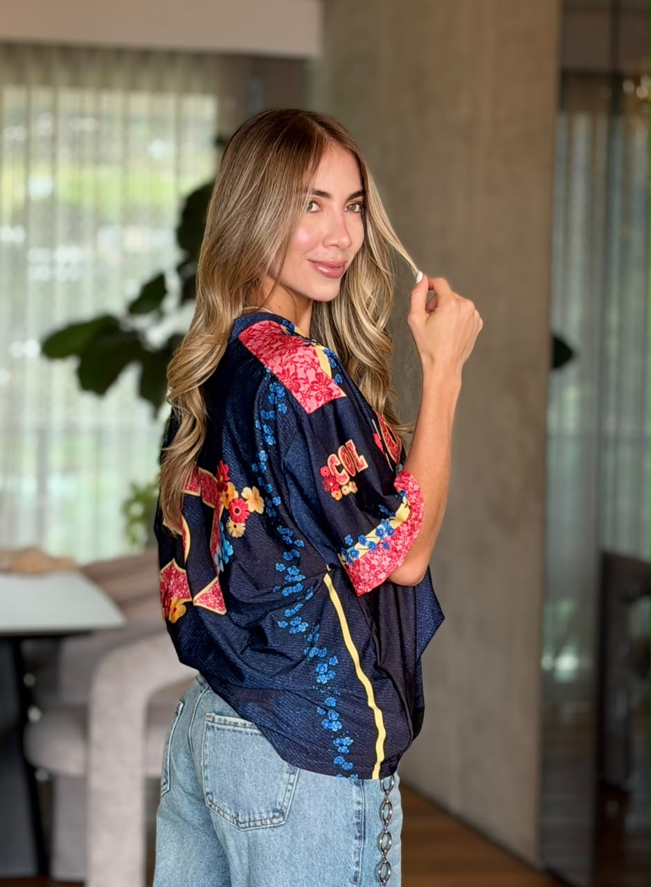 CAMISETA DE COLOMBIA FLORES
