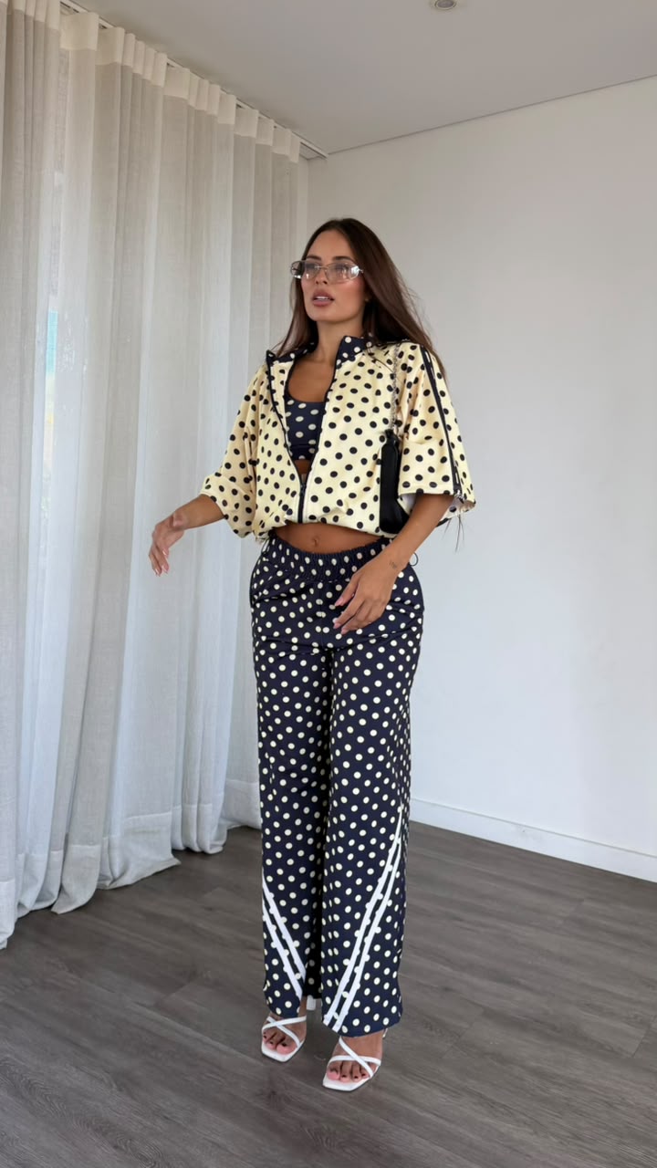 SET VIAJERO LUNARES AMARILLO